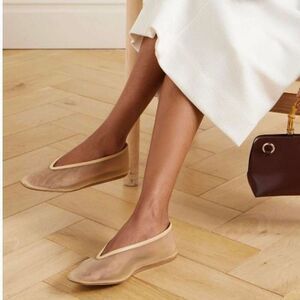 Le-monde-beryl Women's Tan and Gold Ballet-shoes